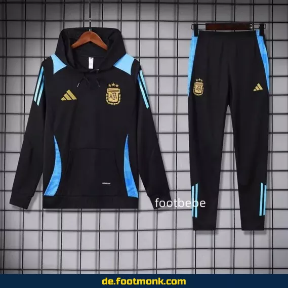 Argentinisches Fußball-Ensemble mit Kapuze 2024/2025 – Schwarz | Herren & Damen | Trikot & Trainingsanzug | Günstig online kaufen