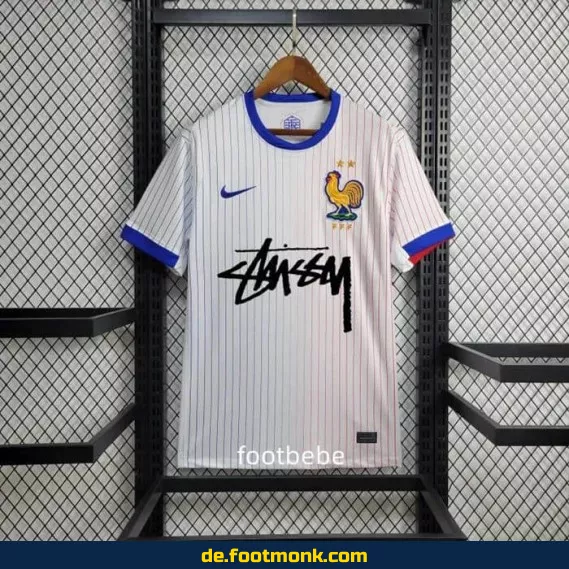 Stussy Frankreich Auswärtstrikot 2024 Weiß – Offizielles Fußballtrikot für Herren, Damen & Kinder | Günstige Fussballtrikots online kaufen | Authentische Nike/Adidas Vereinstrikots | Personalisierbar mit Nummer & Name
