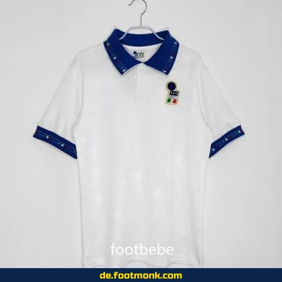 Italien Vintage Fußballtrikot 1994 – Weißes Auswärtstrikot | Retro Fussballtrikot | Authentisches Sammlerstück