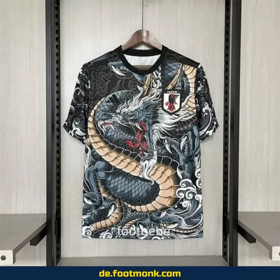 Japan Fußballtrikot 2024/2025 – Limited Dragon Edition | Günstige Fussballtrikots online kaufen | Herren, Damen & Kinder | Personalisierbar