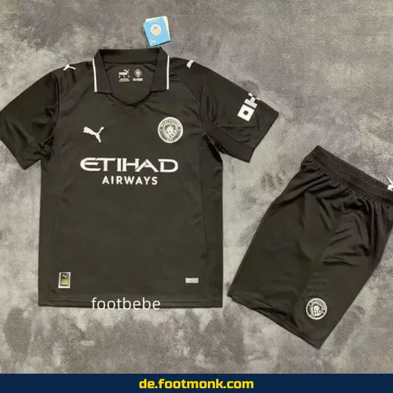 Manchester City Kinder Fußballtrikot 2025/2026 – Schwarz | Günstige Fussballtrikots online kaufen | Authentisches Vereinstrikot für Kinder
