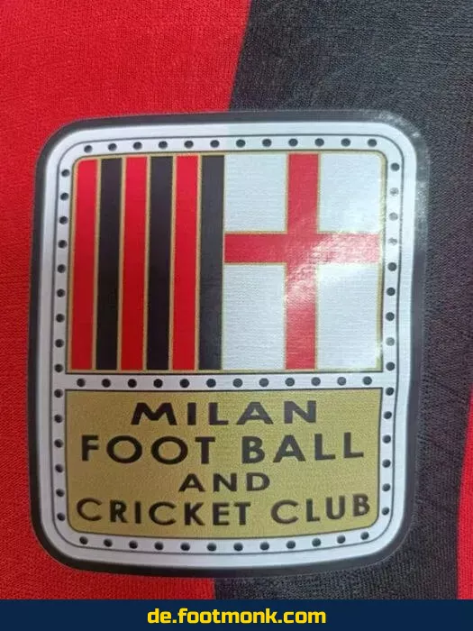 AC Milan Retro Trikot 2024 – 125 Jahre Jubiläumsedition | Authentisches Fußballtrikot | Herren, Damen & Kinder | Nike/Adidas | Personalisierbar | Vintage Design | Günstig online kaufen