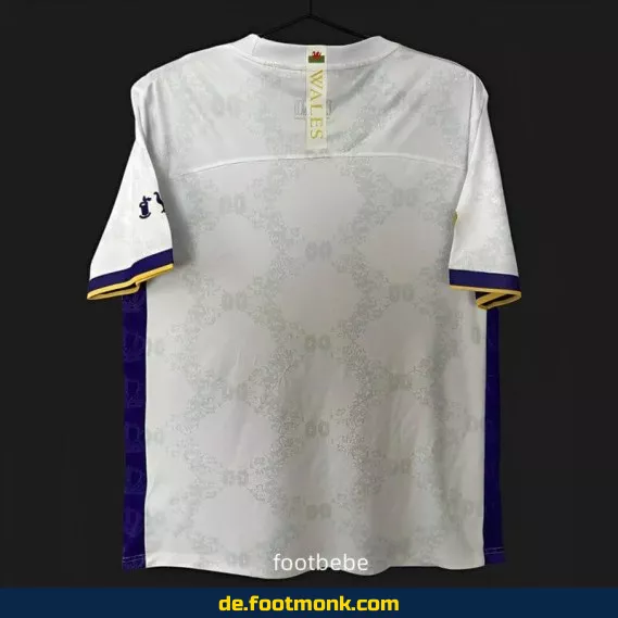 Real Madrid Heimtrikot 2024/2025 – Authentisches Fußballtrikot Herren/Damen/Kinder | Nike/Adidas | Personalisierbar mit Nummer & Name | Günstig online kaufen