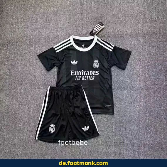 Real Madrid Kinder Fußballtrikot 2025/2026 Retro Schwarz – Authentisches Vereinstrikot für Jungen & Mädchen | Günstige Fussballtrikots Online Kaufen