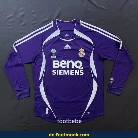 Vintage Real Madrid Trikot 2006/2007 – Lila Langarm – Authentisches Retro Fußballtrikot für Herren