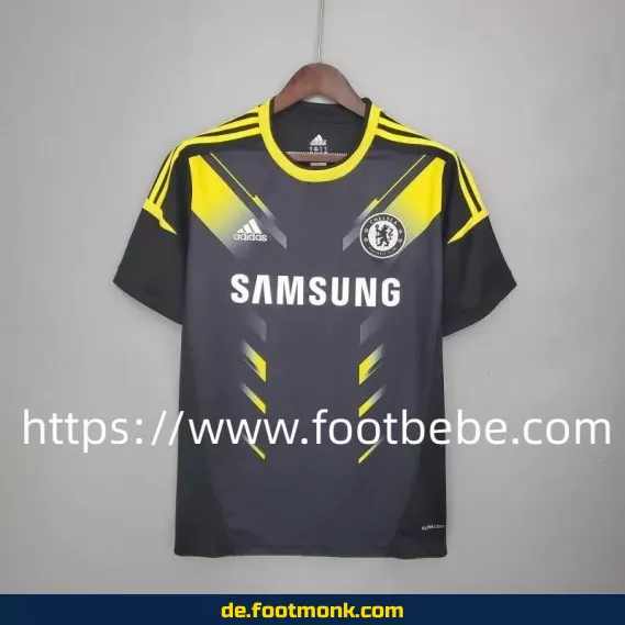 Vintage Chelsea Fußballtrikot 2012/2013 – Drittes Trikot in Schwarz | Retro Fussballtrikot Herren/Damen | Authentisches Vereinstrikot | Günstige Fußballtrikots online kaufen
