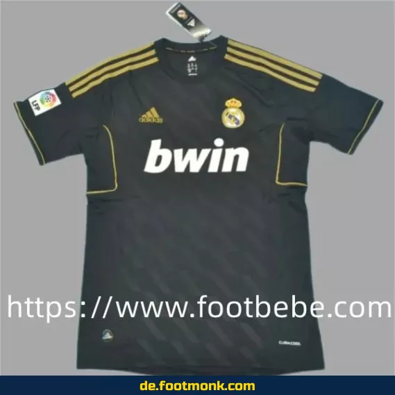 Vintage Real Madrid Auswärtstrikot 2011/2012 – Authentisches Retro-Fußballtrikot (Herren/Damen) – Günstige Fussballtrikots online kaufen