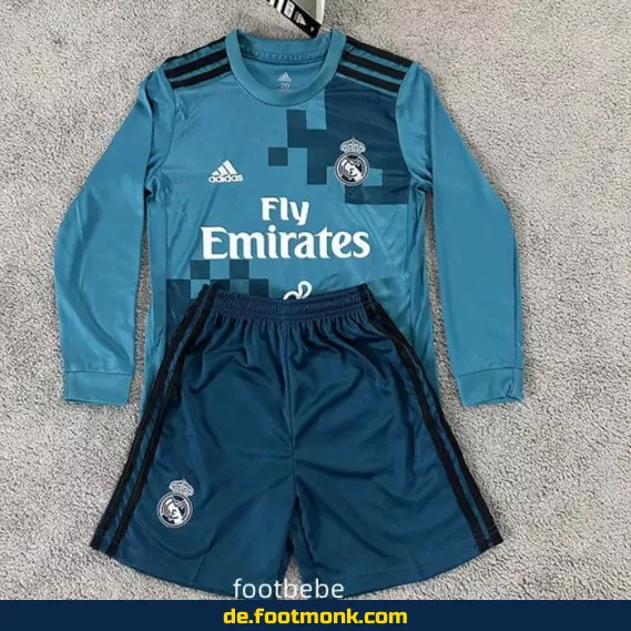 **Vintage Real Madrid Kinder Fußballtrikot 2017/2018 – Langarm Third Trikot – Retro Vereinstrikot für Kinder**